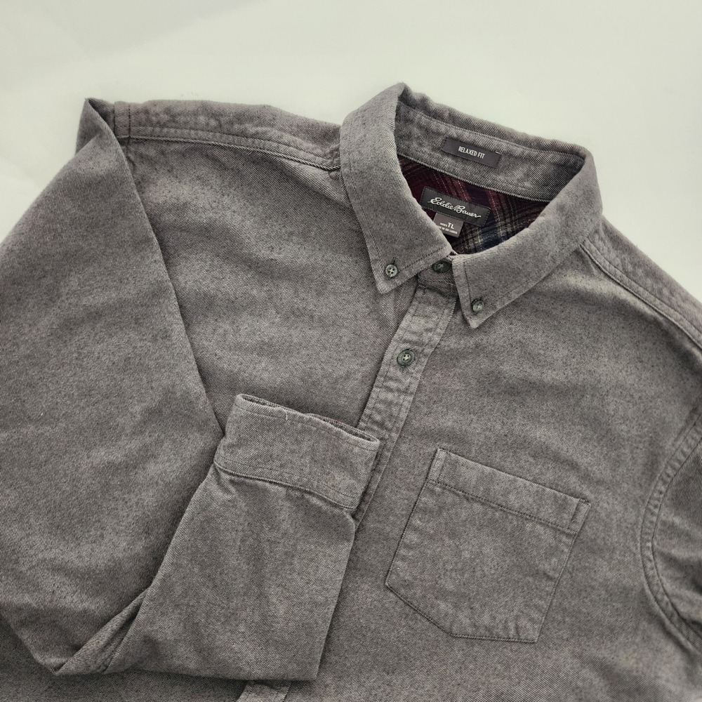 Eddie Bauer Relaxed fit gray button front long sleeve flannel shirt mens size LT